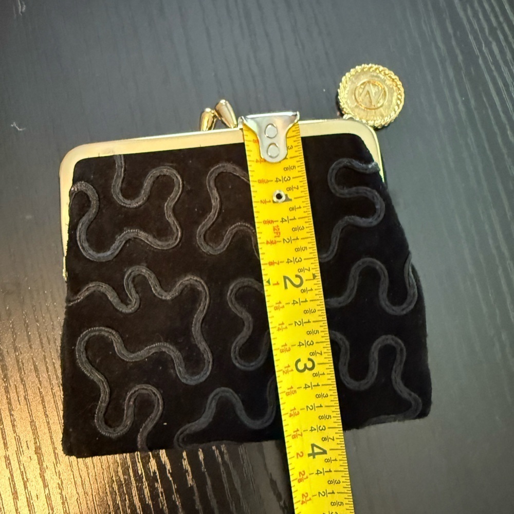 Vintage Albert Nipon | Black Velvet Coin Purse Wallet with Gold Accents - Picture 9 of 9